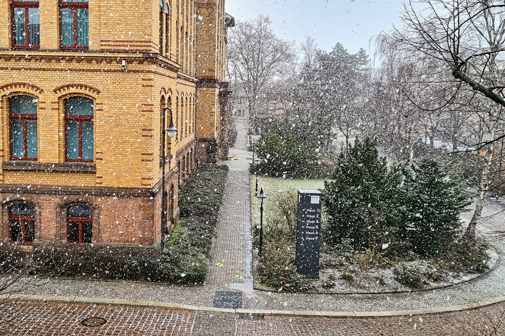 Es schneit im BFW Halle (Saale)